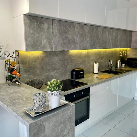 Ekskluzywny Loft Tymienieckiego Apartment วูดช์ ภายนอก รูปภาพ